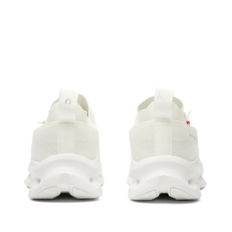 On cloud x Loewe Cloudtilt in color all white