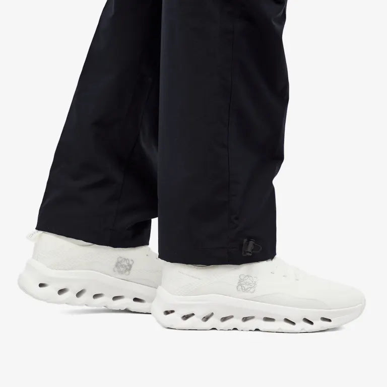 On cloud x Loewe Cloudtilt in color all white