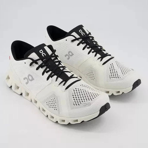 On Cloud X White Black