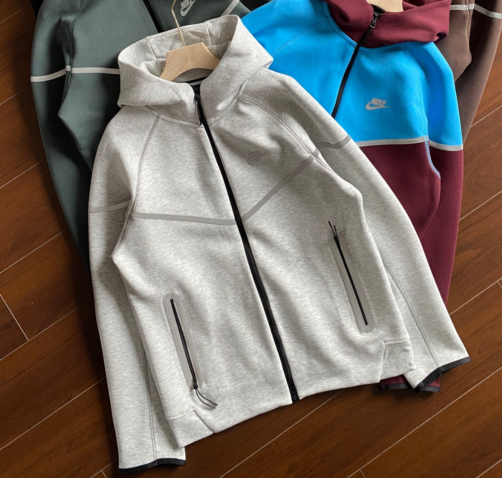 Nike tech grey "reflective"