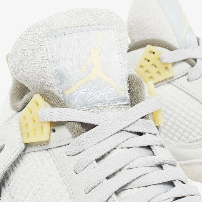 Air Jordan 4 SE Photon Dust