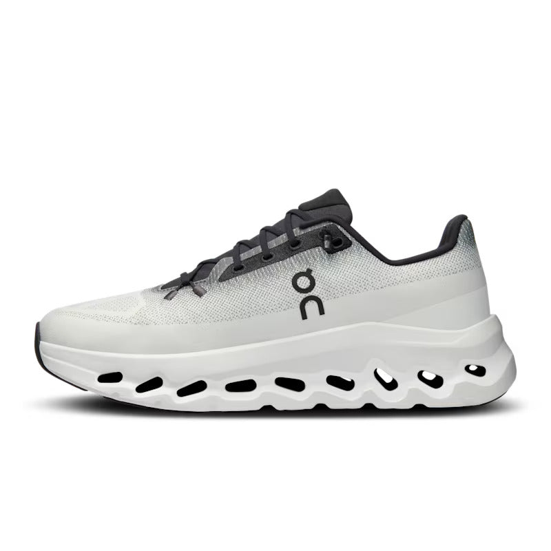 On Cloudtilt Black & White