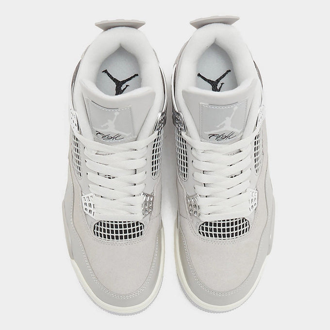 Air Jordan 4 Frozen Moments