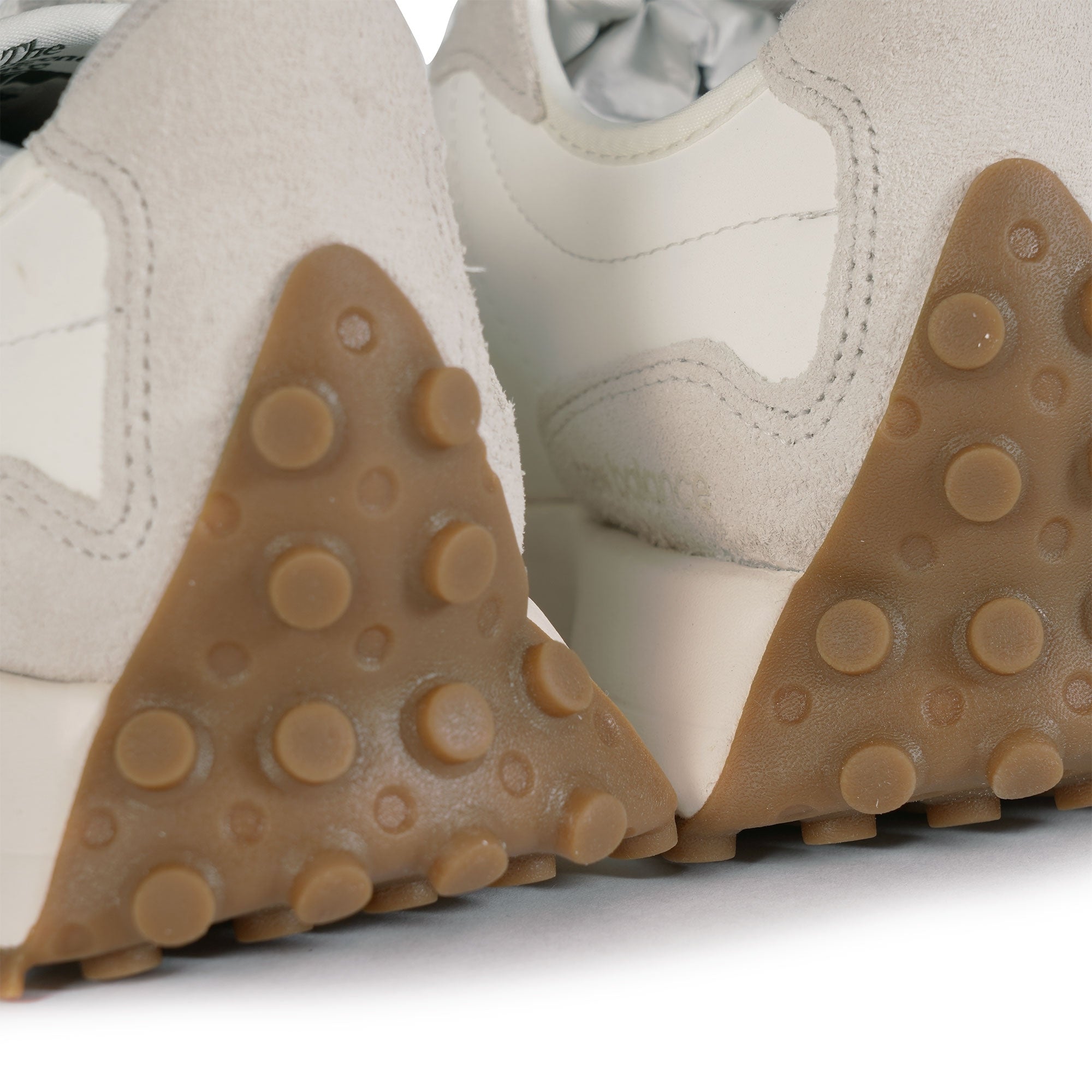 New balance 327 in color white/green