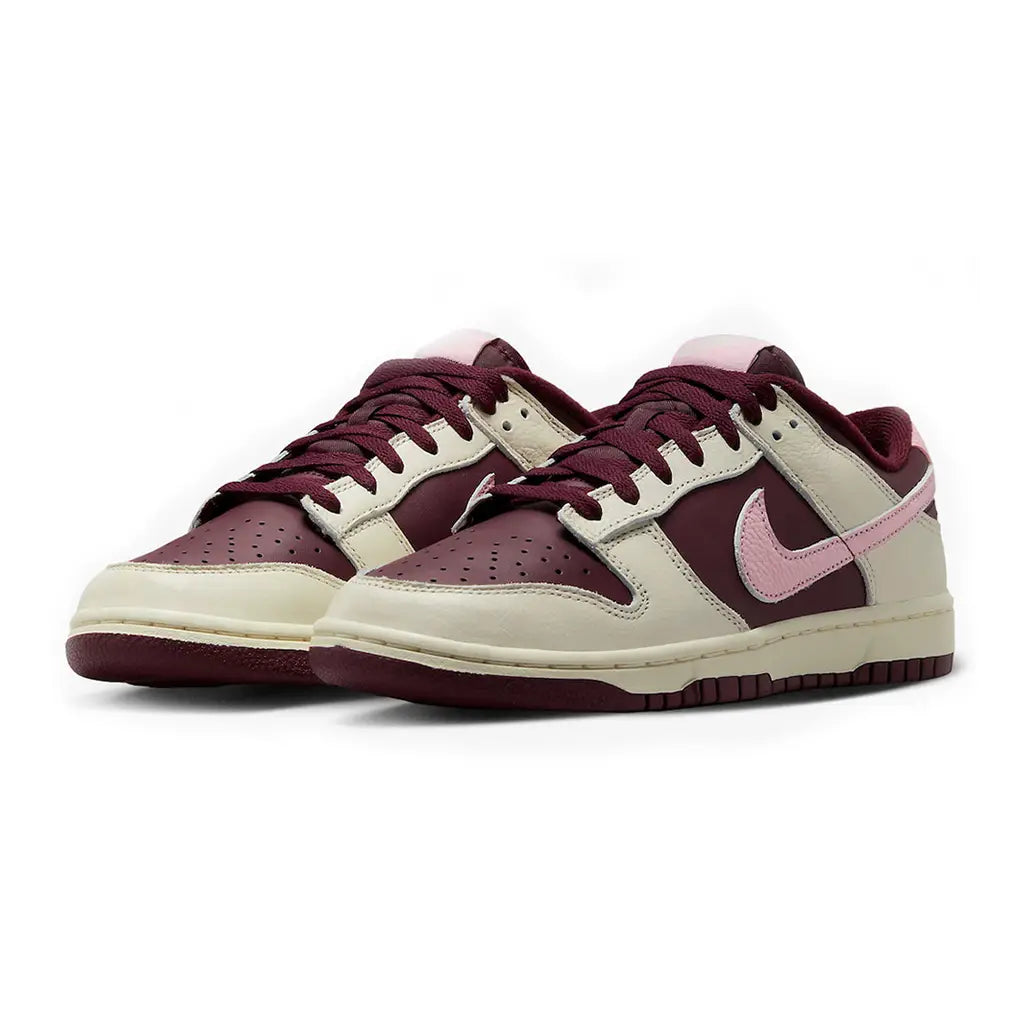 Nike Dunk Low Valentine’s Day 2023