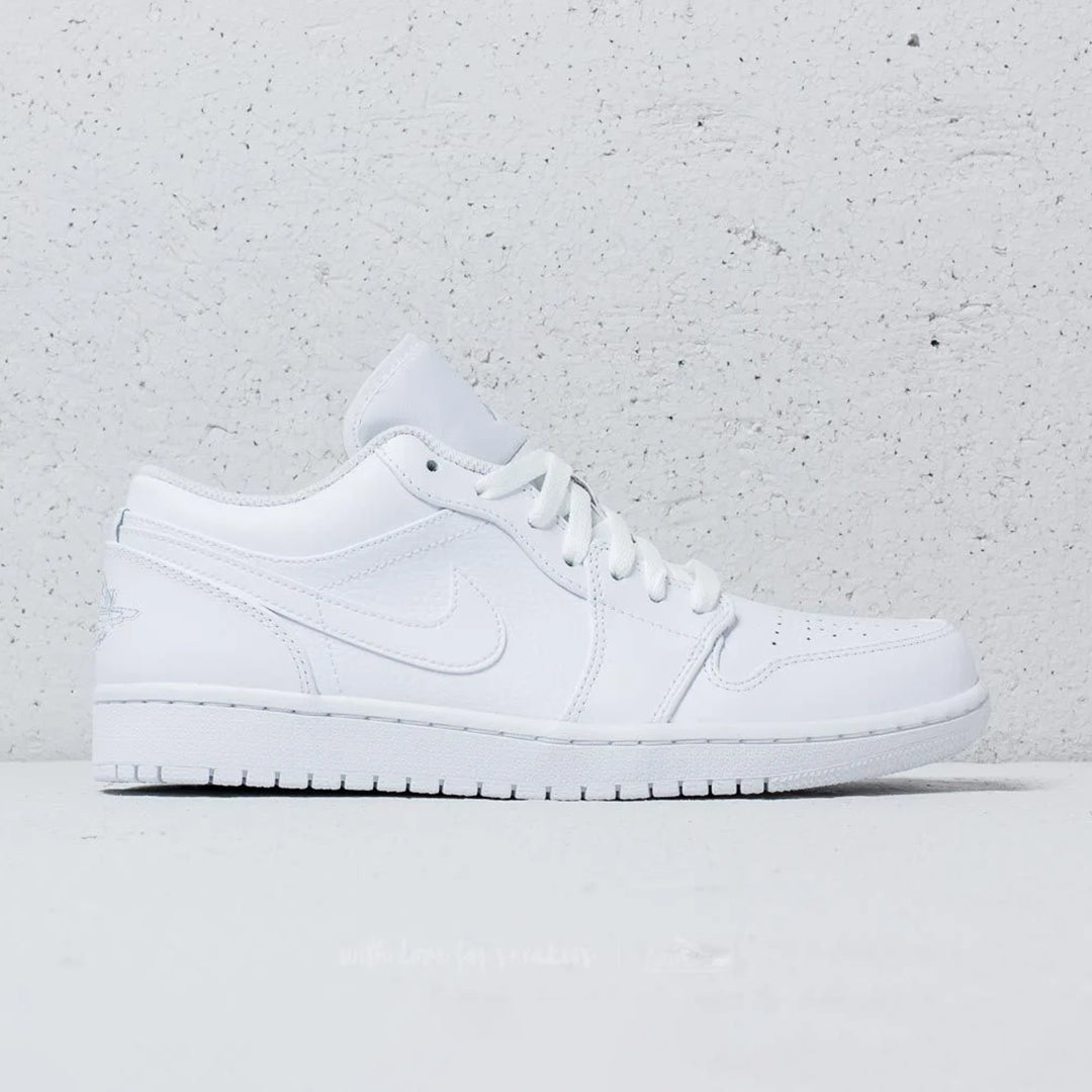 Air Jordan 1 Low in color pure Platinum-white