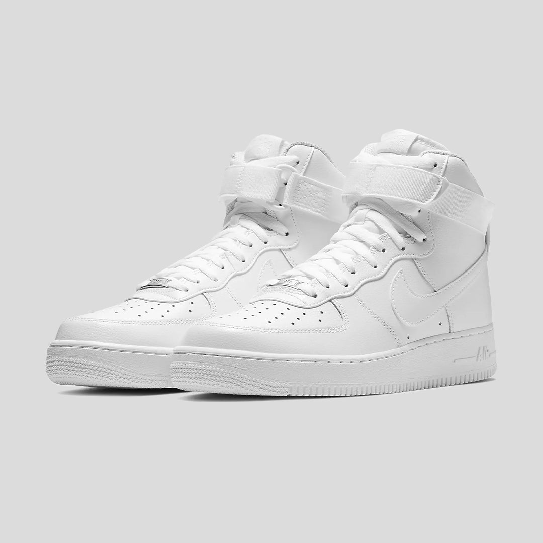 Nike Air Force 1 High ’07 all white