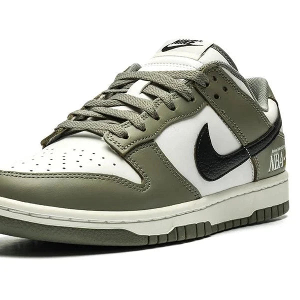 Dunk Low “NBA Paris” in color white/Green