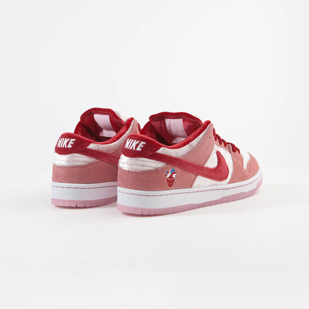 Nike SB Dunk Low Pro "Strangelove" sneakers