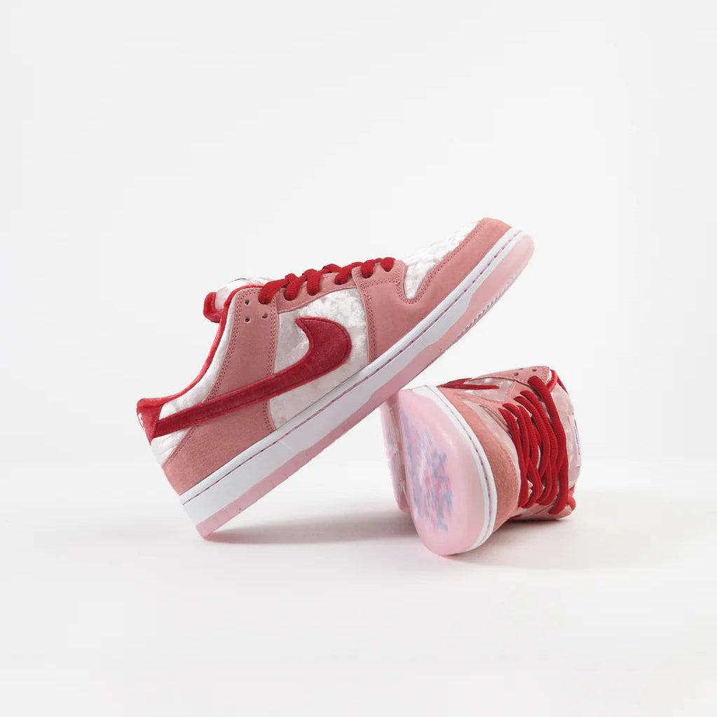 Nike SB Dunk Low Pro "Strangelove" sneakers