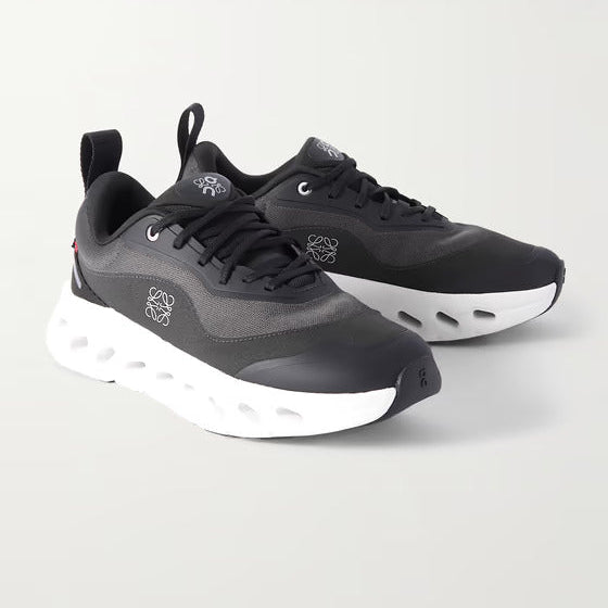 CloudTilt Loewe 2.0 Black